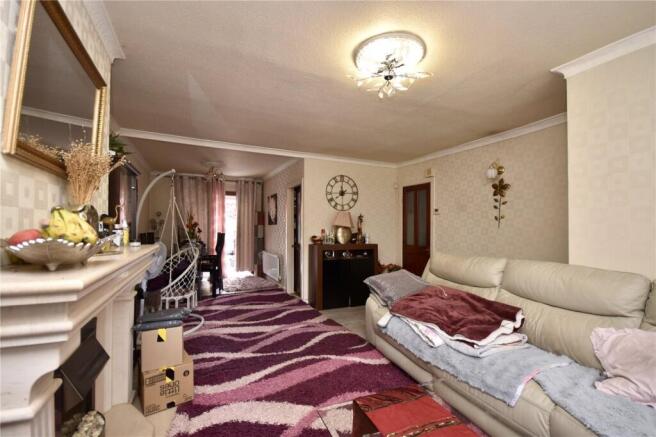 4 bed Semi-Detached for sale Image 4