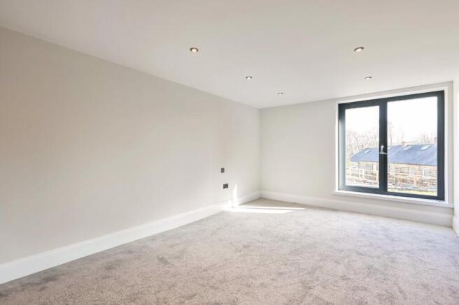 2 bed Semi-Detached for sale Image 6