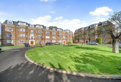Orchard Court, The Avenue, Worcester Park, KT4