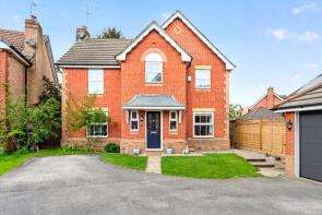 8, Birk Crag Court, Harrogate HG3 2GH