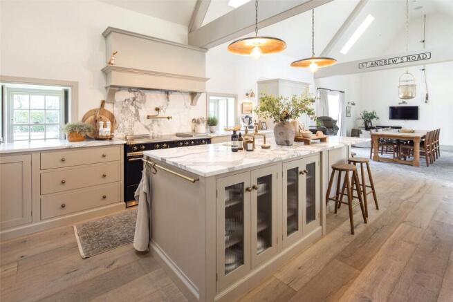 Kitchen/Dining