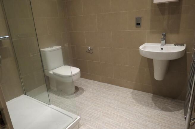 3 bed Penthouse to rent Image 4