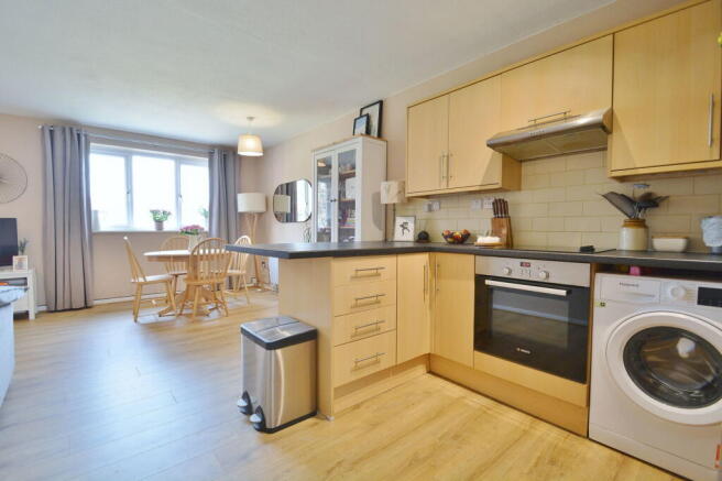 Ormond Road, Thame photo 4