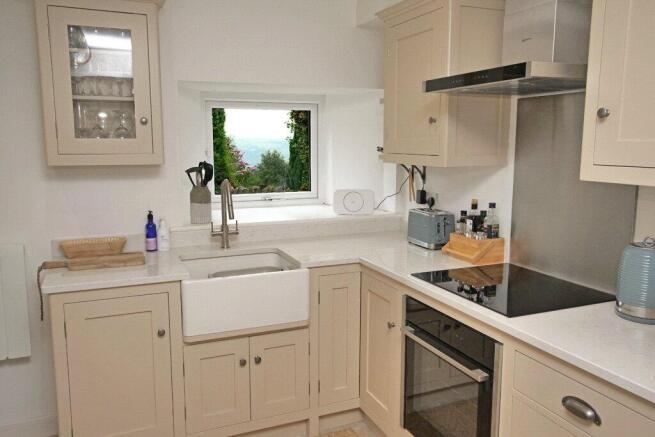 2 bed Cottage for sale Image 4
