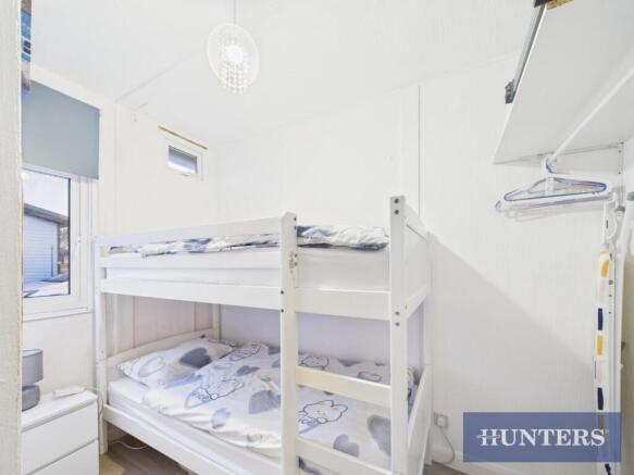 2 bed Chalet for sale Image 6