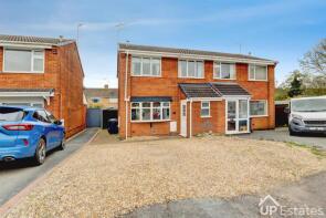 32, Burnaby Close, Nuneaton CV10 9JX