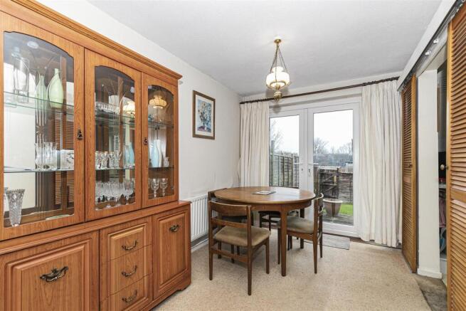 Dining Area.jpg