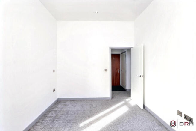 1 bed Apartment for sale Image 6