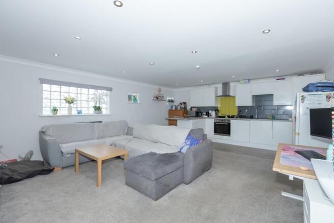 Broadwater Street East_1
