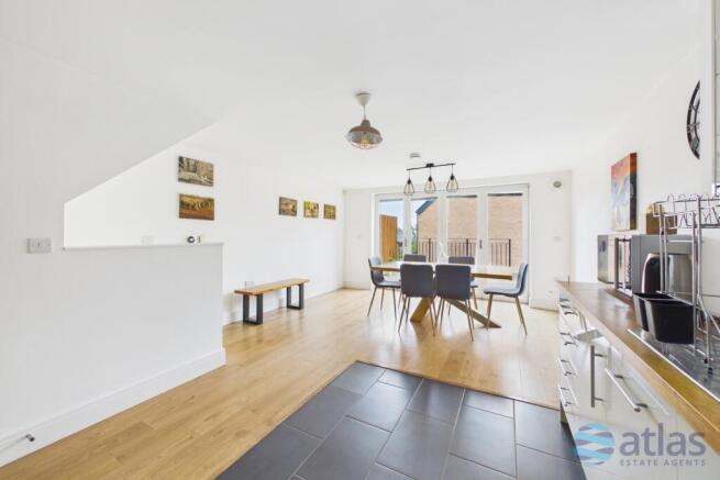 Open Plan Kitchen/Dining Space