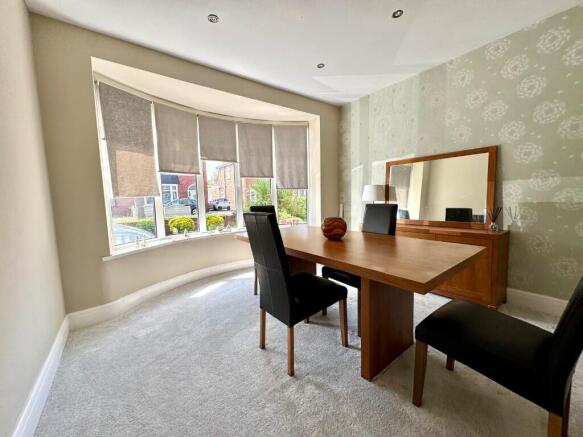 3 bed Semi-Detached for sale Image 8