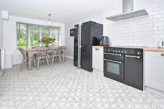 Dining kitchen