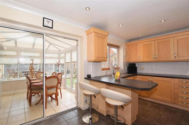Kitchen/Breakfast Room
