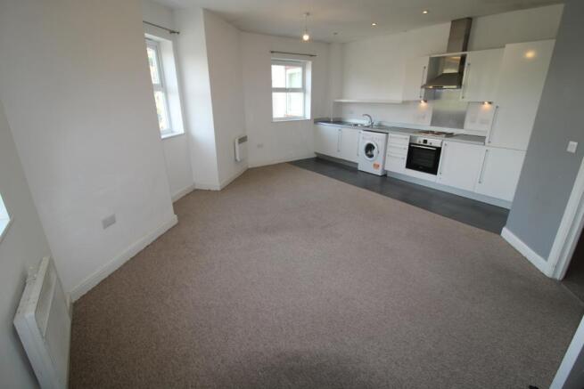 Lounge / Kitchen