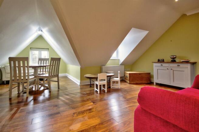 Sitting Room 2.jpg