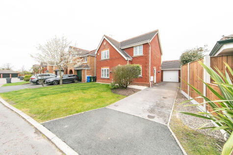 No. 6, Avery Gardens, Carleton, Lancs FY6 7UP