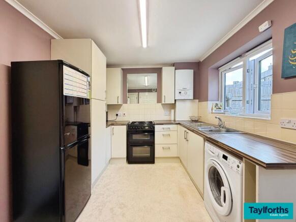 2 bed Terraced for sale Image 4