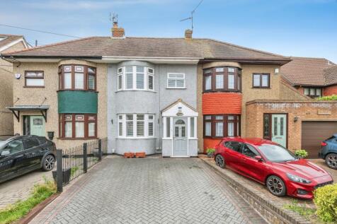 High Road, Laindon, Basildon, Essex, SS15