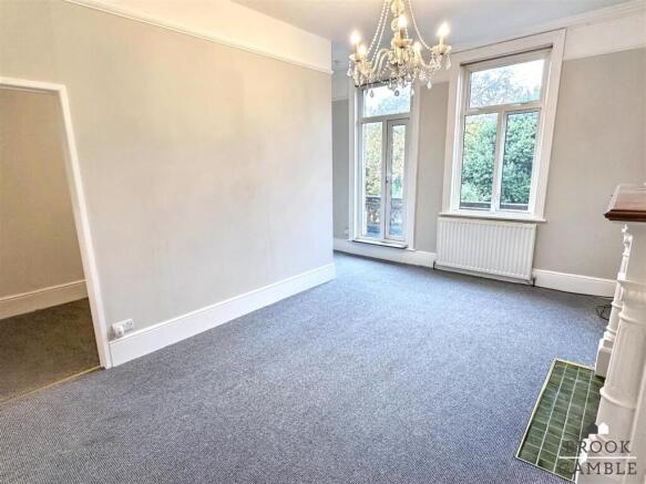 01323 438506