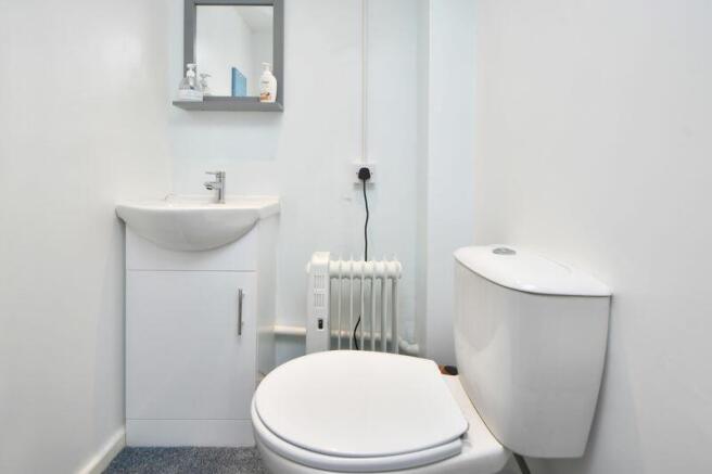 GARDEN OFFICE WC