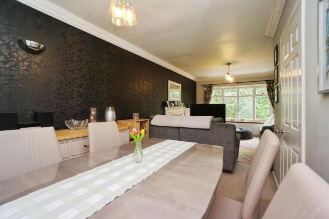 3 bed Semi-Detached for sale Image 10