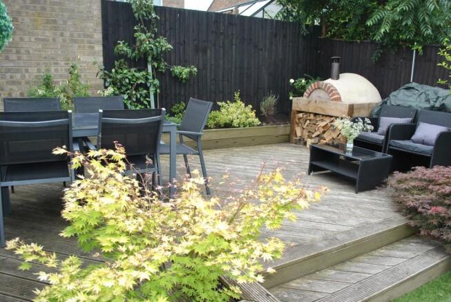 PATIO AND PIZZA OVEN