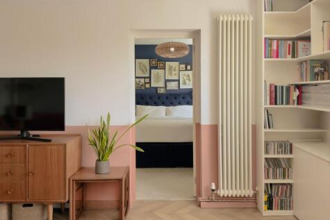 Brenchley Gardens, London, SE23