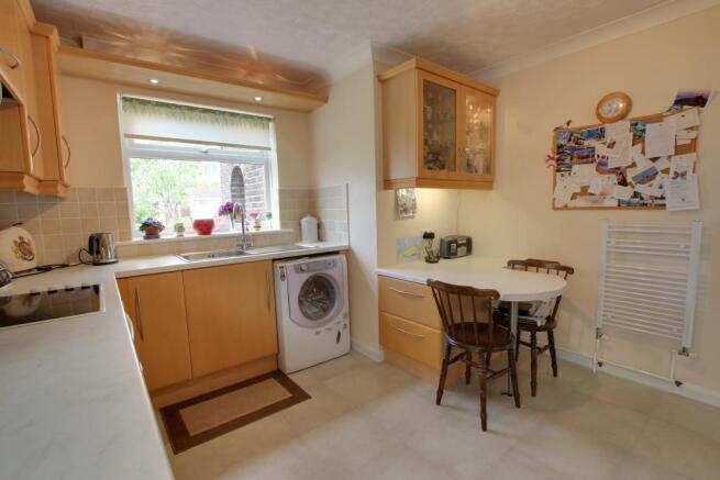 KITCHEN/BREAKFAST ROOM