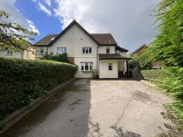 8, Blakes Cottages, Blakes Lane, Hare Hatch, Wargrave RG10 9TF