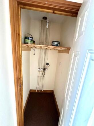 2 bed Apartment to rent Image 7
