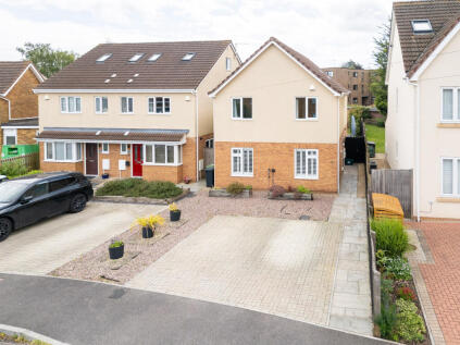 Buckingham Gardens, Bristol, BS16