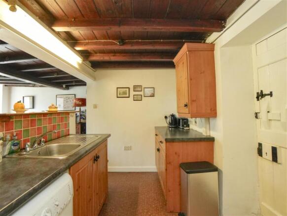 2 bed Cottage for sale Image 6