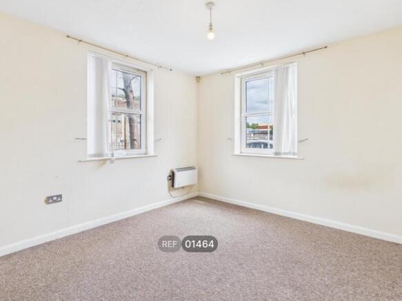 2 bed Apartment to rent Image 10