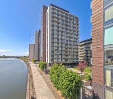 Flat 10/1, 350, Meadowside Quay Walk, Glasgow G11 6DT