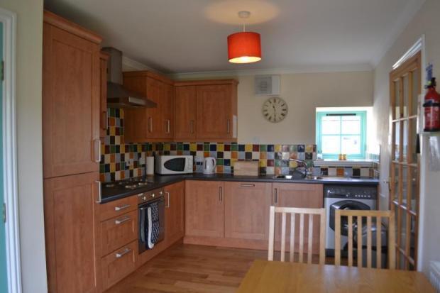 Kitchen/ Dining Room