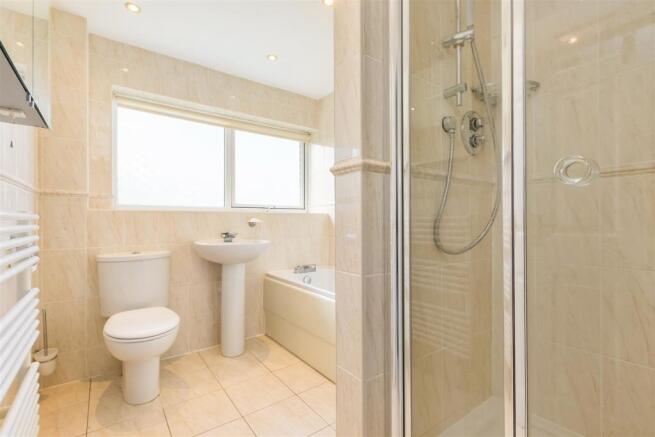 2 St Margaret's Close 21.jpg