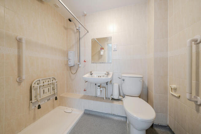 1 bed Flat to rent Image 4