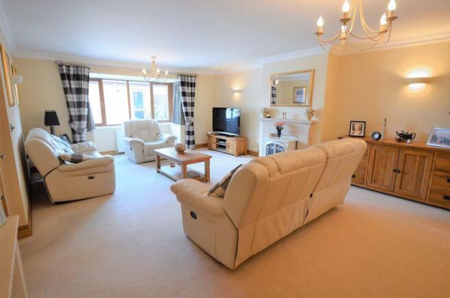 living room 