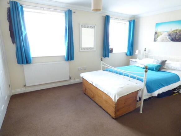 Bedroom 1 (a)
