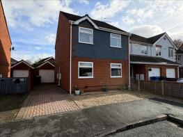 22, Gleneagles, Grimsby DN37 0XD