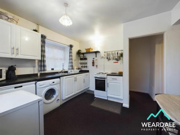 Cottage kitchen