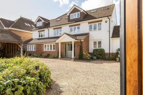 39, Roundwood Park, Harpenden AL5 3AG