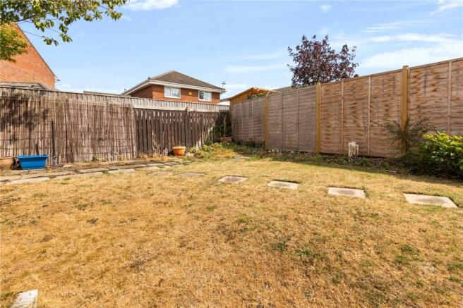 18, Rockingham Crescent, Grimsby, Lincolnshire, DN34 photo 4