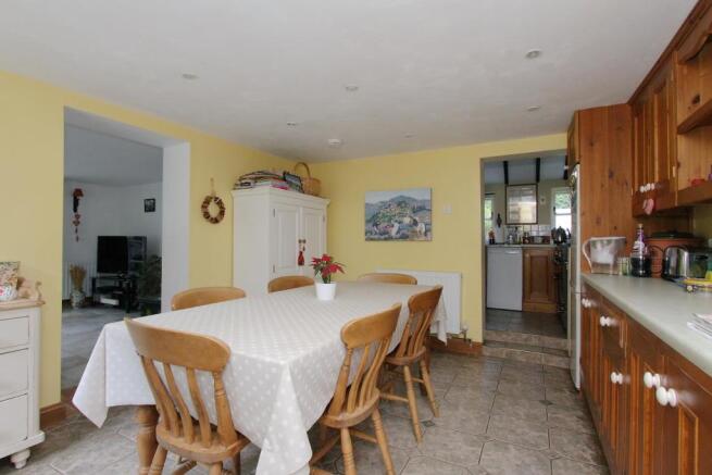 Dining Room.JPG