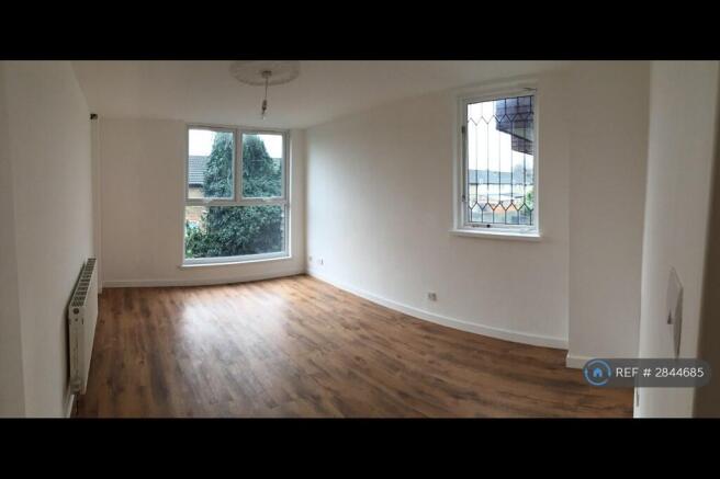 1st Floor Double Bedroom 1