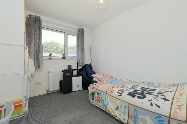 3 bed Terraced for sale Image 6