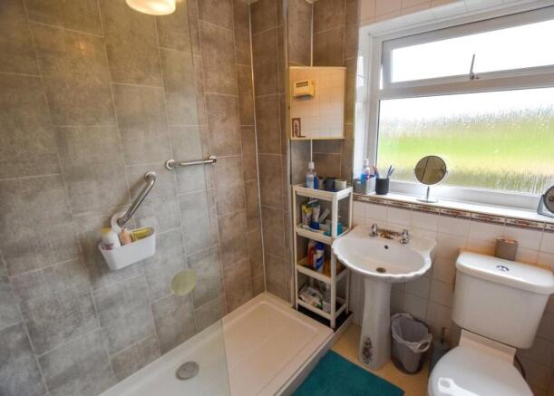 3 bed Terraced for sale Image 7