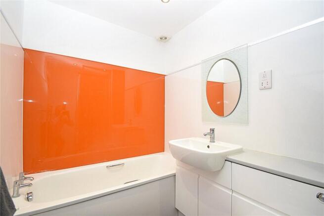 1 bed Apartment for sale Image 8