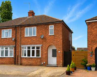 Southfields Drive, Peterborough, PE2