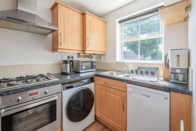 2 bed Town House for sale Image 6